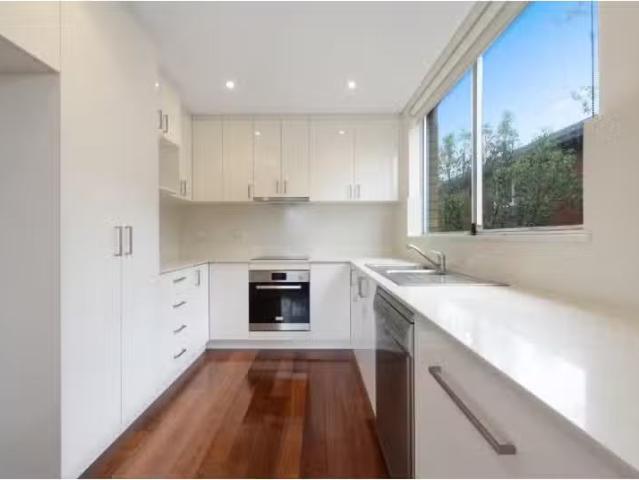 Charming 3/82 Mount Street, Coogee Apartment for rent Listed.