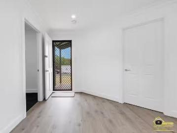 Just in! 38 Poznan Crescent, Hackham West, SA 5163