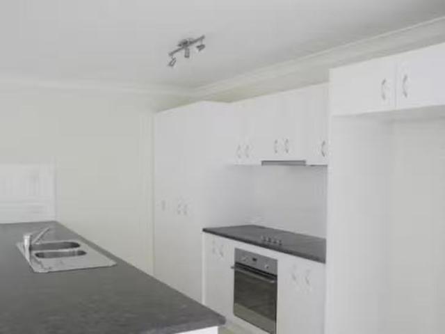 Unique 39 Coochin Hills Drive, Beerwah, QLD 4519
