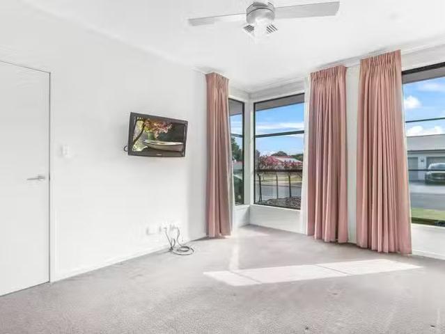 Just in! 7 Tripodi Circuit, Parafield Gardens, SA 5107