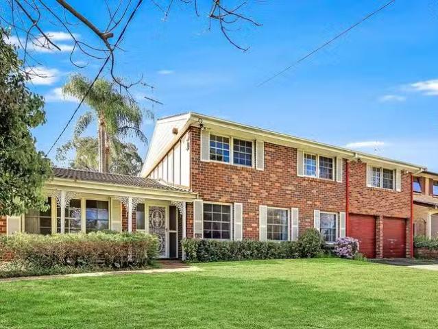 Nice 7 Ulandi Place, Winston Hills, NSW 2153