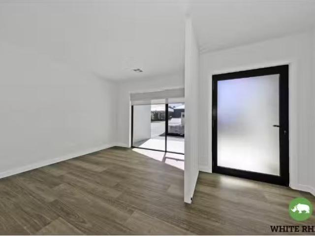 Cheap 7 Warner Street, Googong House for rent Listed by Renta.