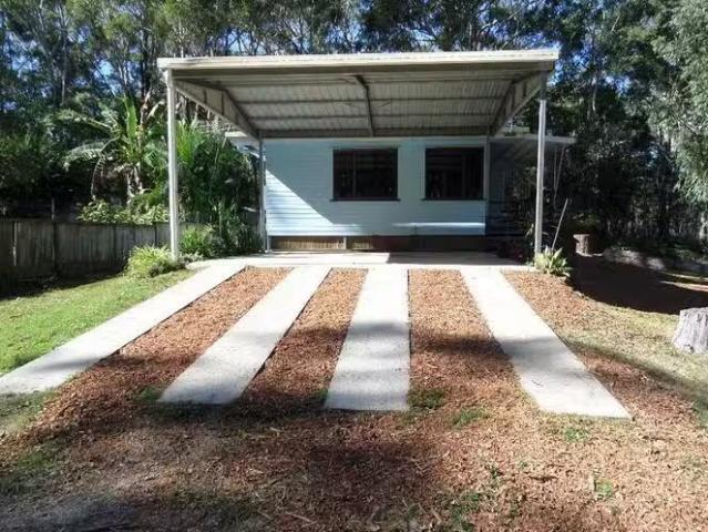 Unique 7 Abalone Avenue, Russell Island, QLD 4184