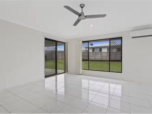 Nice 7 Denney Street, Gracemere, QLD 4702