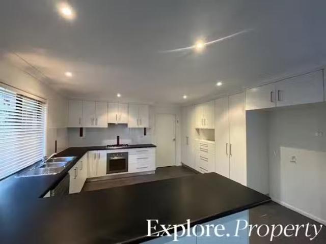 Just in! 7 Friarbird Avenue, Blacks Beach, QLD 4740
