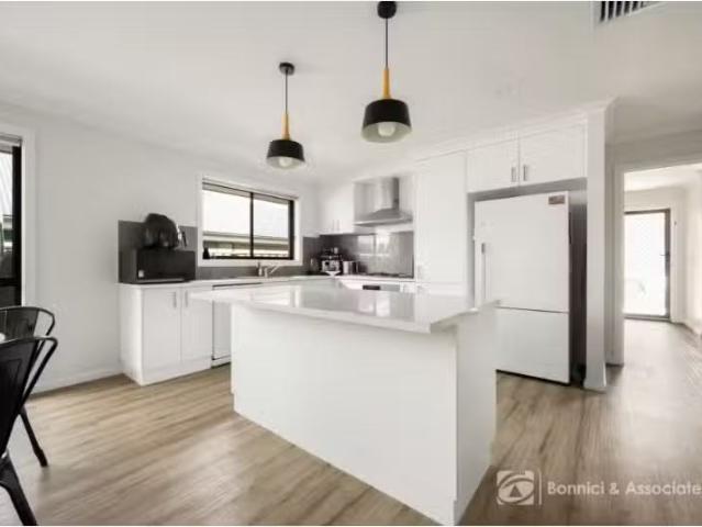 New 7 Osprey Street, Thurgoona House for rent Listed by Zoey.