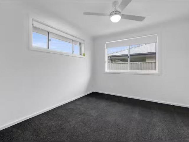 Deal! 7B Seahorse Rise, Lake Cathie House for rent Listed by.