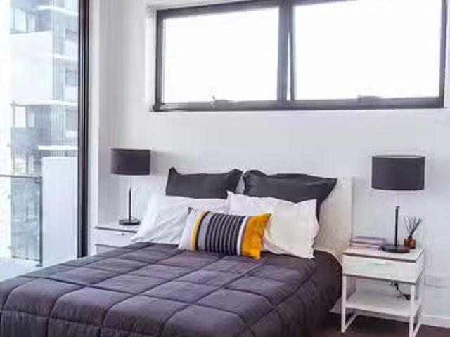 Cheap 404/39 Khandalla Street, Upper Mount Gravatt, QLD 4122