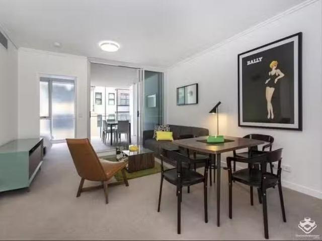 Unique 402/113 Commercial Road, Teneriffe, QLD 4005