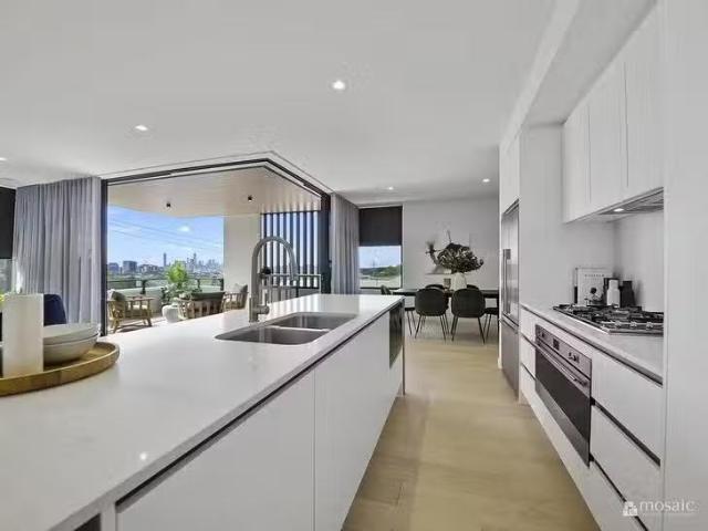 Nice 403/71 Swann Road, Taringa, QLD 4068