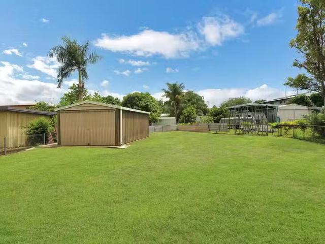 Cozy 40 Cascade Street, Raceview, QLD 4305