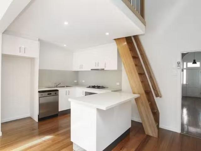 Nice 40 Tarrengower Street, Yarraville VIC 3013