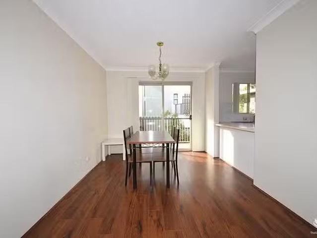 Rental! 4/169 Sir Fred Schonell Drive, St Lucia, QLD 4067