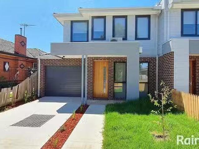 Cheap 4/16 18 Curtin Street, Saint Albans, VIC 3021