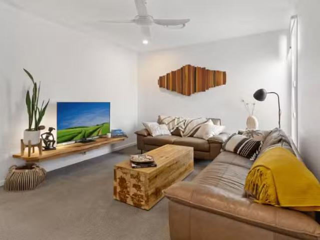 Cozy 4/17 Greber Road, Beerwah, QLD 4519