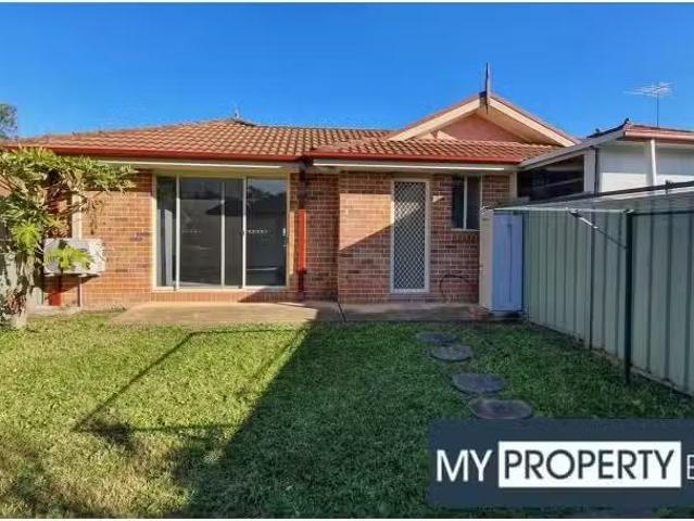 Cozy 4/12 14 Hythe Street, Mount Druitt Apartment for rent Li.