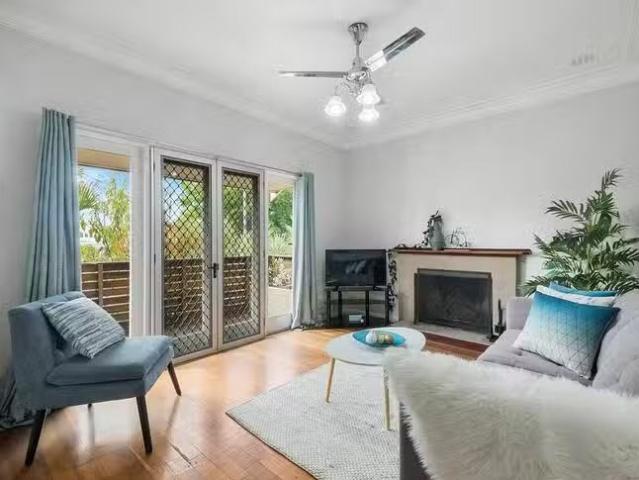 Nice 41A Raleigh Street, Carlisle, WA 6101