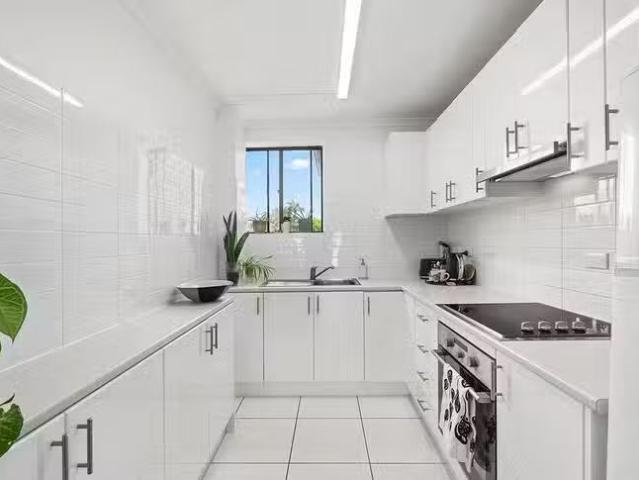 Rental! 4/27 Fairy Street, Moorooka, QLD 4105