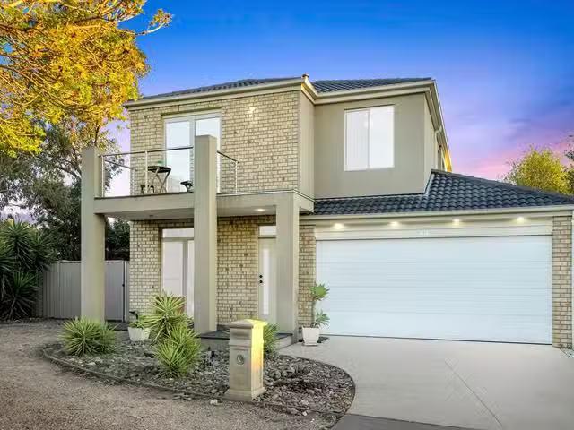 For Rent! 42 Cassan Way, Caroline Springs VIC 3023