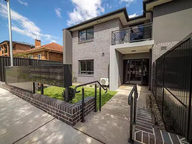 Charming 4/2 Kingsland Road, Berala, NSW 2141