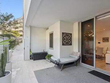 Nice 4/2 Tasker Place, North Fremantle, WA 6159