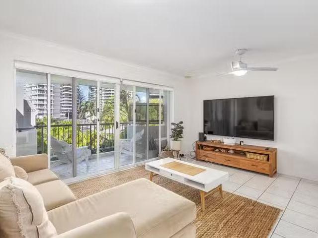 Just in! 43/11 Breaker Street, Main Beach, QLD 4217