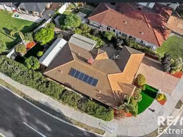 Just in! 43 Balladong Loop, Carramar, WA 6031
