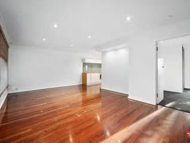 Deal! 4/46 Alston Avenue, Como, WA 6152
