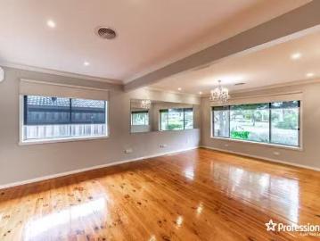 Nice 448 High Street, Melton, VIC 3337