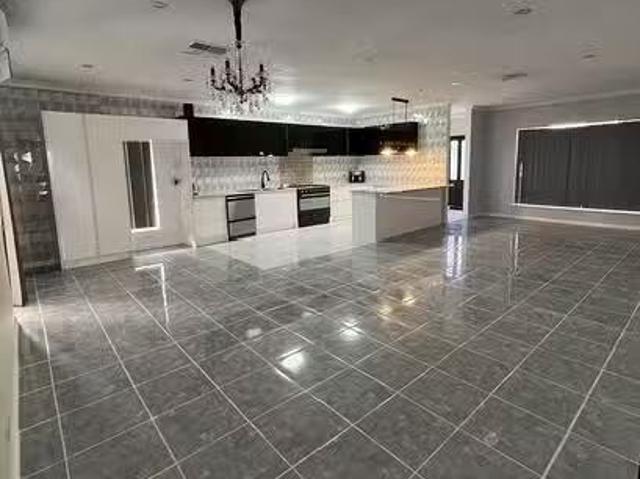 Cheap 4/40 Maxwell Street, Kalgoorlie, WA 6430