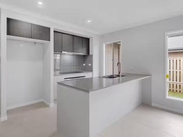 For Rent! 44 Soapberry Circuit, Collingwood Park, QLD 4301