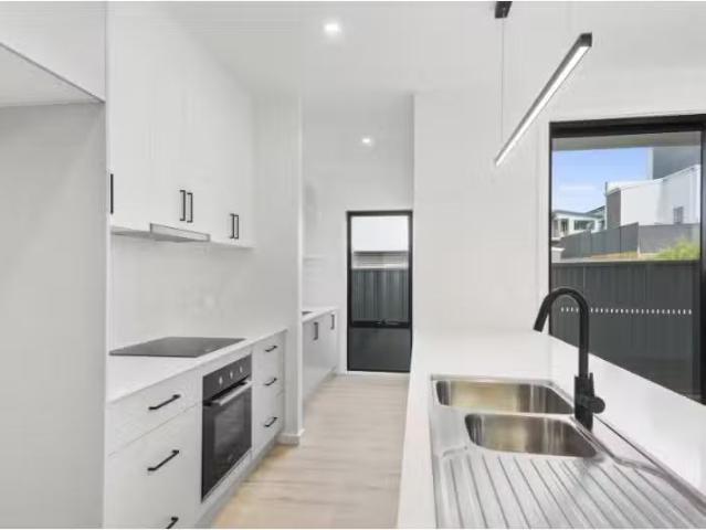 Deal! 44a Araluen Terrace, Tullimbar Townhouse for rent Liste.
