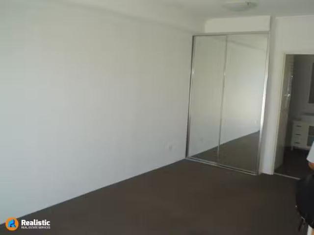 Cozy 4/612 King Street, NEWTOWN Apartment for rent Listed by.
