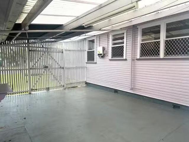 Charming 462 Alderley Street, Harristown, QLD 4350
