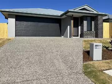 Charming 46 Flame Tree Road, Cotswold Hills, QLD 4350
