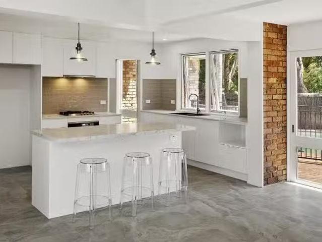 Charming 46 Toronto Avenue, Cromer, NSW 2099