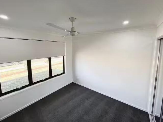 Charming 47 Flame Tree Road, Cotswold Hills, QLD 4350