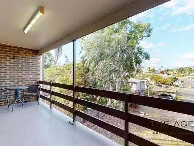 Nice 4/7 Kellow Street, The Range, QLD 4700