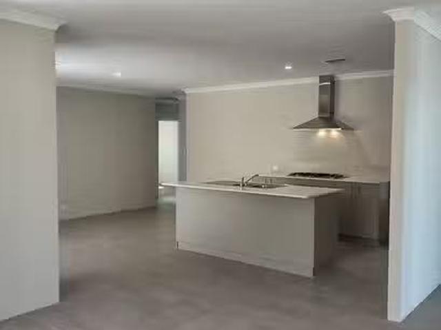 Cheap 48 Capilano Avenue, Yanchep, WA 6035