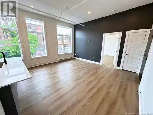 Nice 49 Canterbury Street Unit# 2, Saint John, NB, E2L 2C6 h.