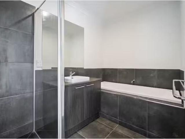 Cozy 49 Karol Street, ALFREDTON House for rent Listed by Juan.