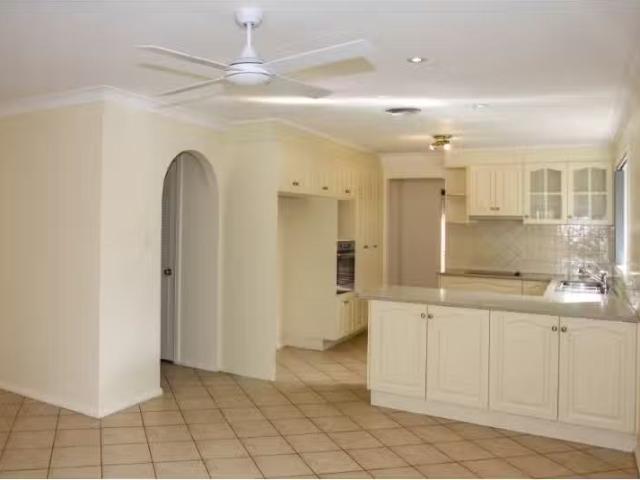 Cozy 49 Mulgoa Way, MUDGEE House for rent Listed by Lucy Ross.