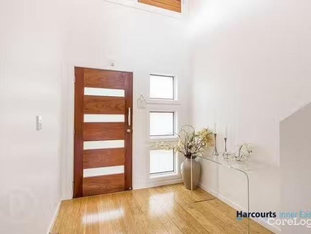 Deal! 49 Parry Street, Bulimba, QLD 4171