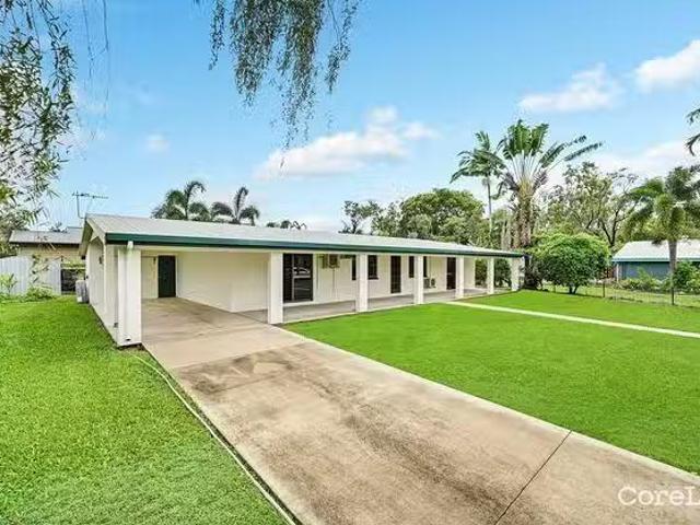 Nice 4 Trevina Court, Balgal Beach, QLD 4816