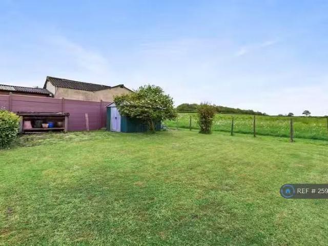 New 4 bedroom detached house for rent in New Friary Cottages.