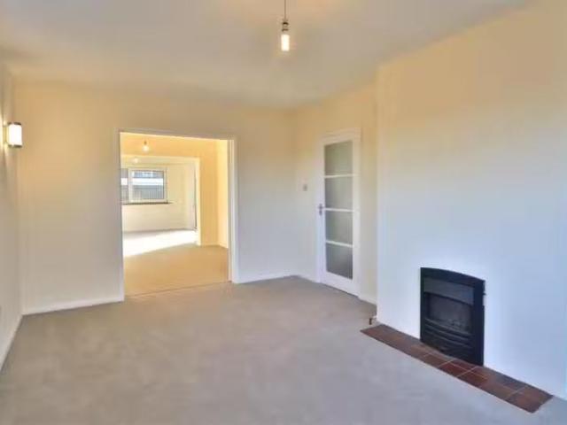 Cheap 4 bedroom detached house for rent in The Templars, Worth.