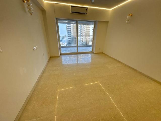 Rental | 4 BHK 1249 Sq.Ft. Apartment in Godrej Woods Evergreen