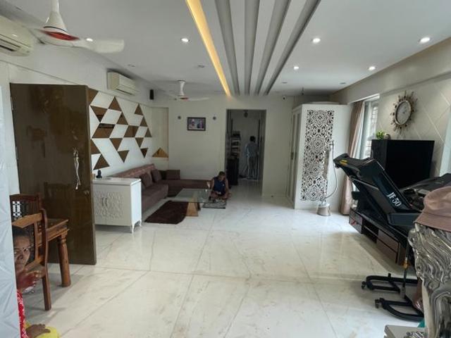 Rental | 4 BHK 1200 Sq.Ft. Apartment in Eskay Itus Apartment