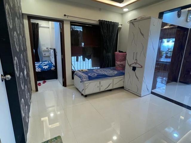 Rental | 4 BHK 1332 Sq.Ft. Apartment in Oberoi Sky City