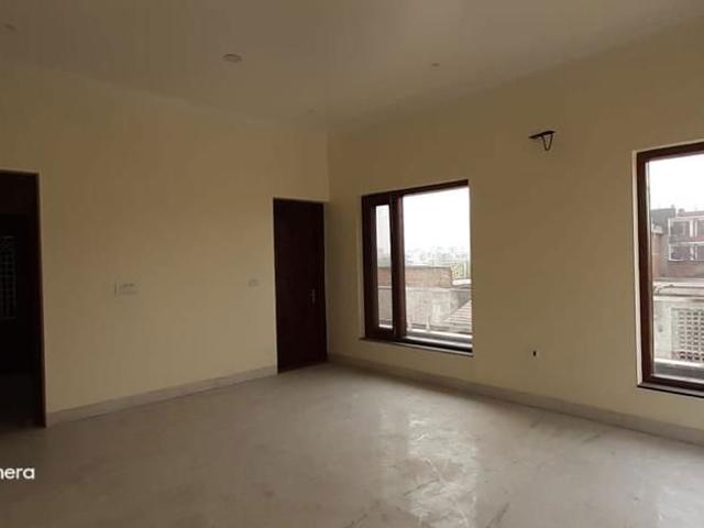 Rental | 4 BHK 1450 Sq.Ft. Independent House in Sector 46